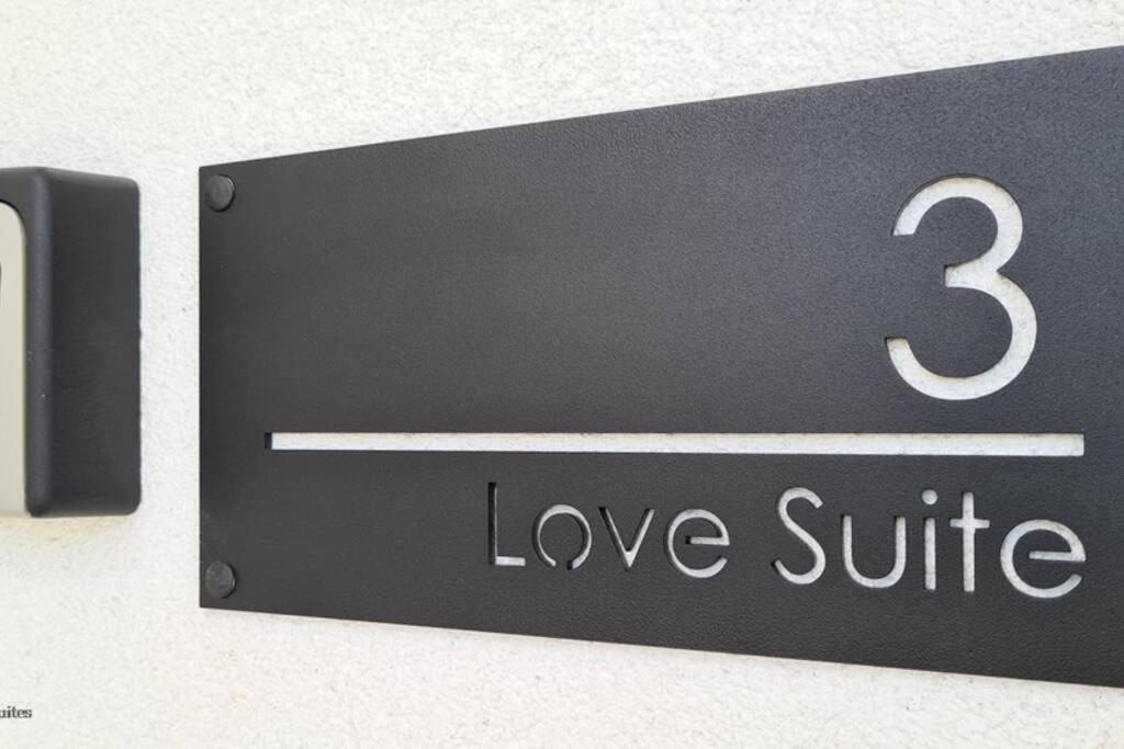 Love Suite